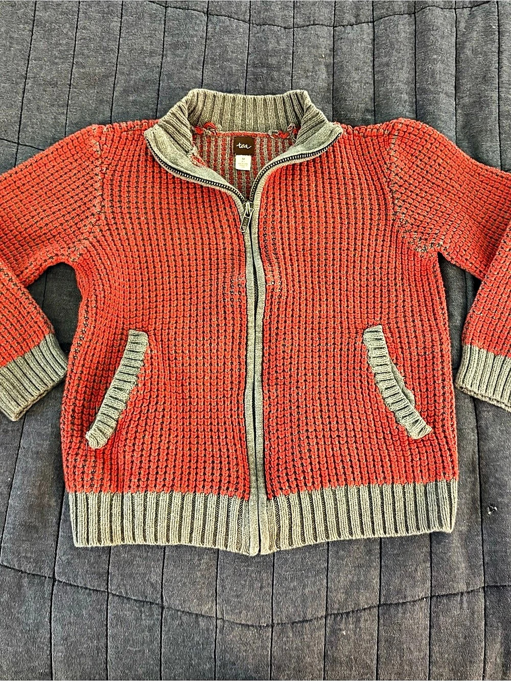 Kids Tea Collection Cotton Knit Full Zip Sweater Red & Gray Medium 6-7, pockets